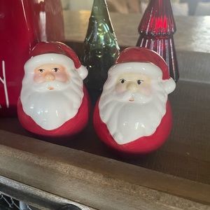 Christmas salt and pepper shakers